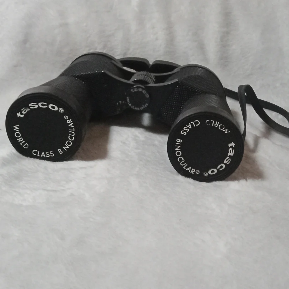 Vintage Tasco World Class Wide Angle Binoculars With Original Case & Lens Covers